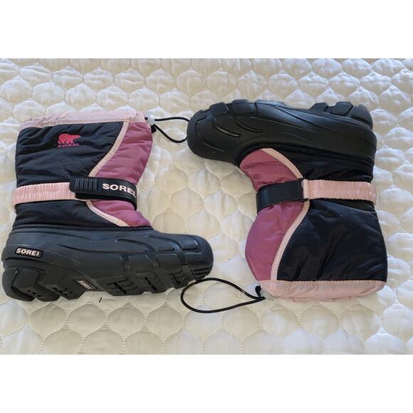 Sorel Flurry Pink Insulated Waterproof Snow Boots Kids Youth Size 4 - Picture 1 of 9
